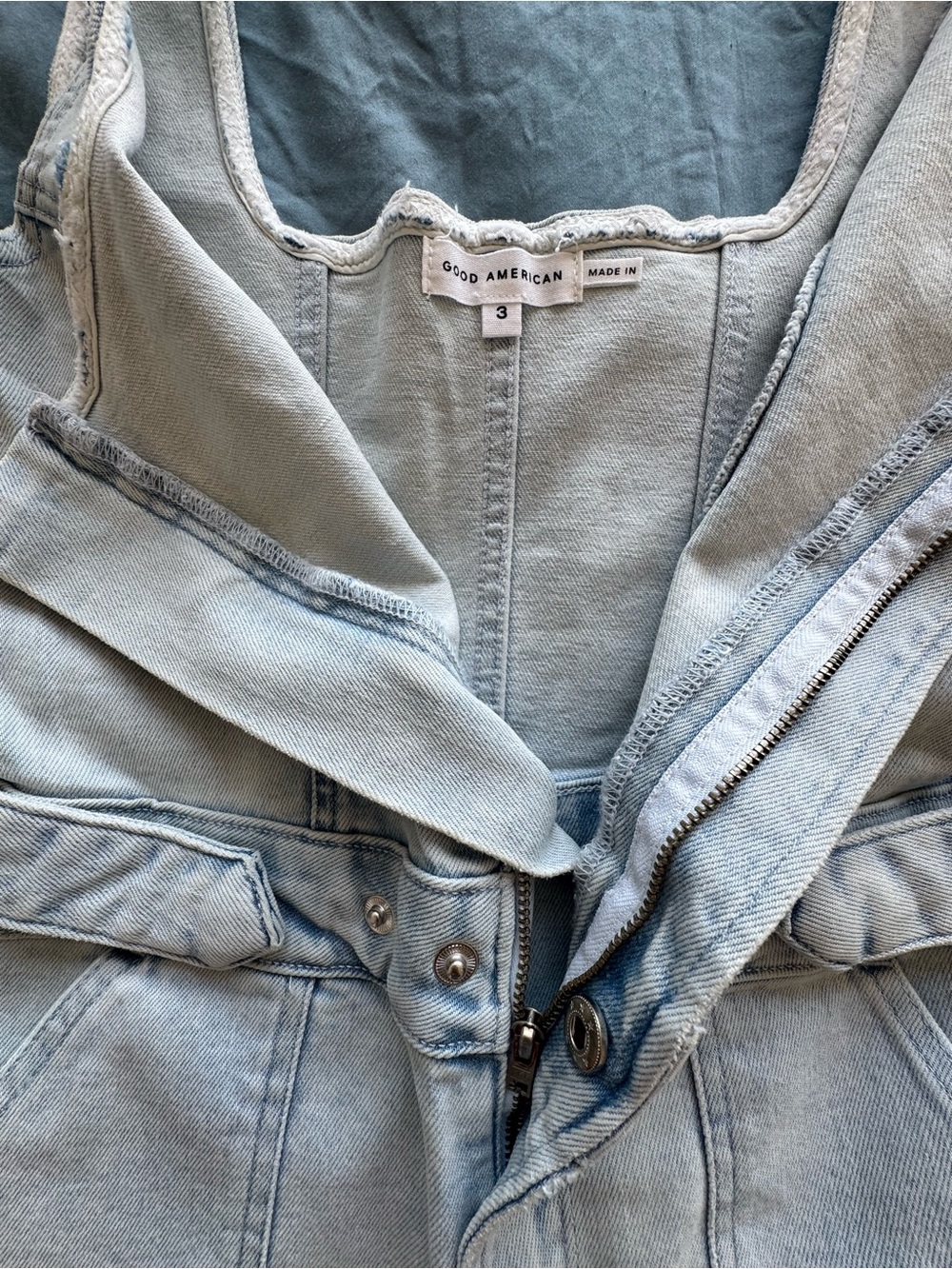 Good American Pale Blue Denim Jacket with Zip Front
